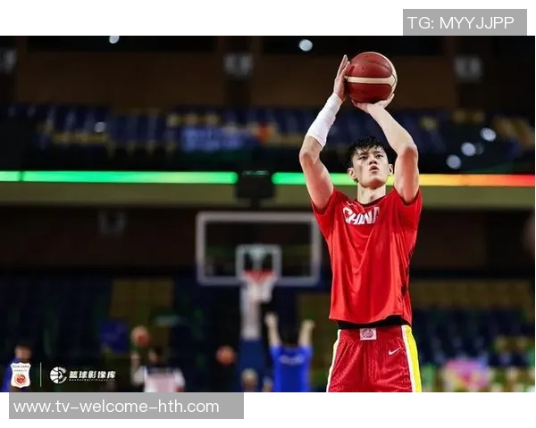 领先40分却未能上场曾凡博本场比赛未被安排出场机会